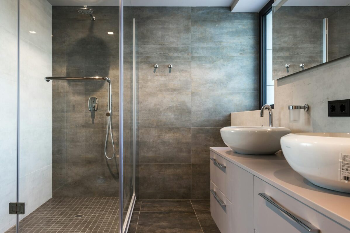 Banyo Fayansları Nasıl Temizlenir